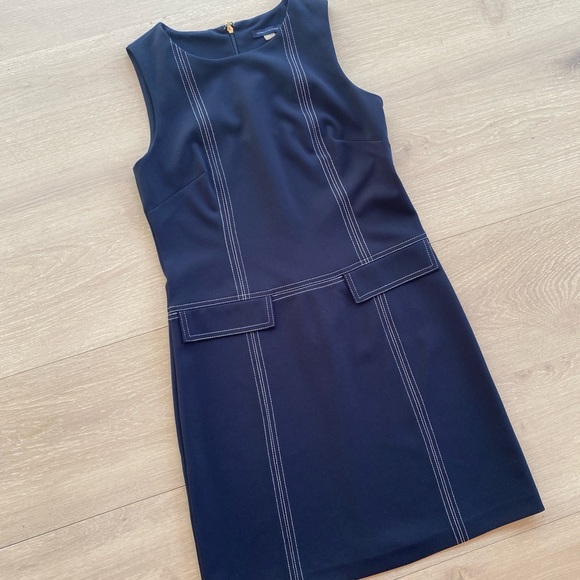 Tommy Hilfiger Petite Stitch Trim Shift Dress Size Navy Blue - Picture 2 of 9